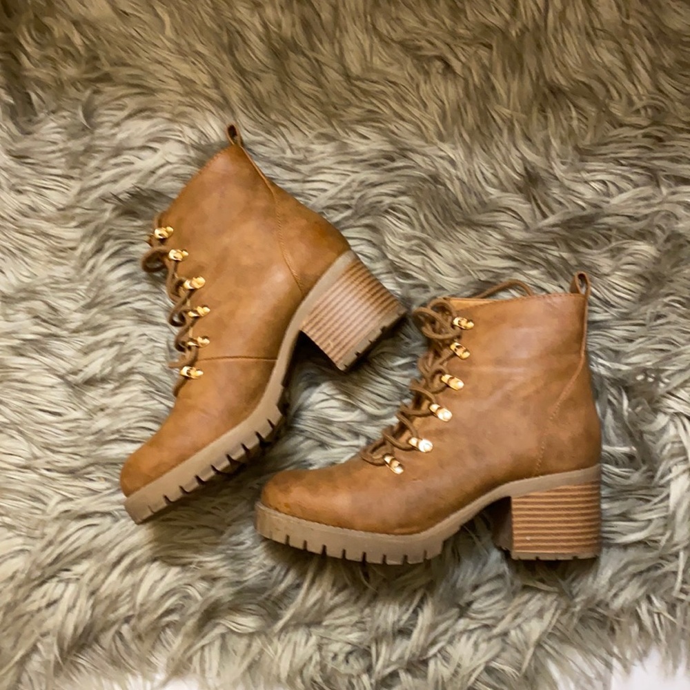 Forever 21 brown boots